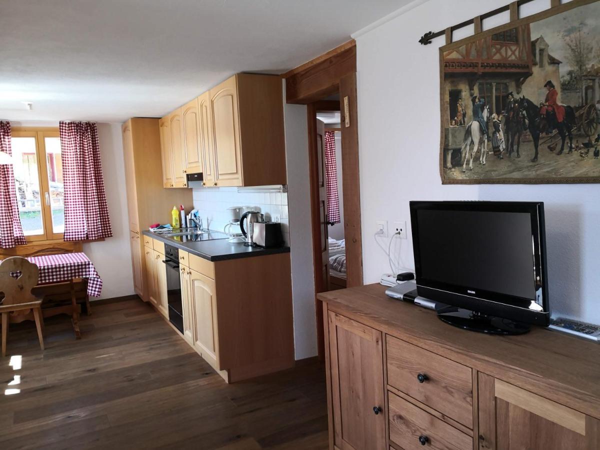 Chalet Valaisia รีเดอร์อัลพ์ ภายนอก รูปภาพ