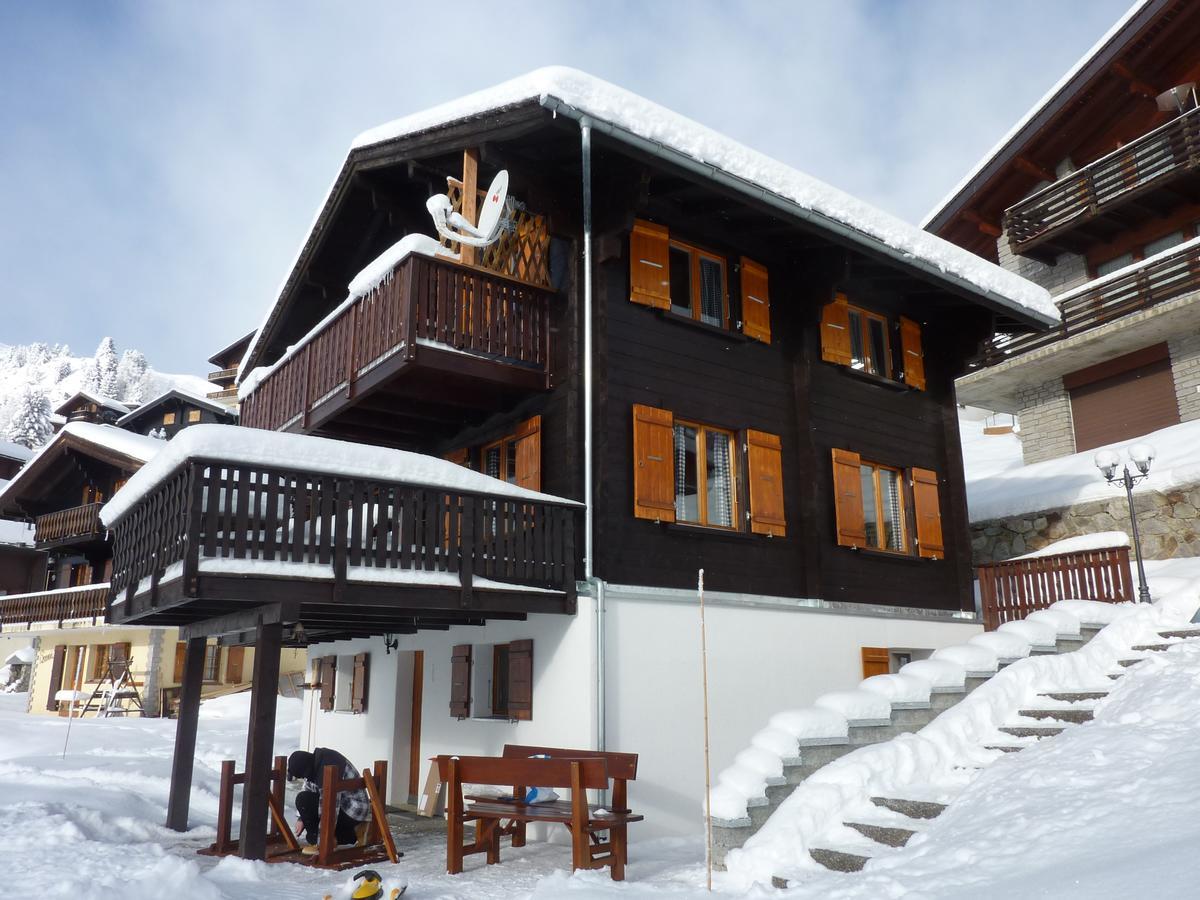 Chalet Valaisia รีเดอร์อัลพ์ ภายนอก รูปภาพ